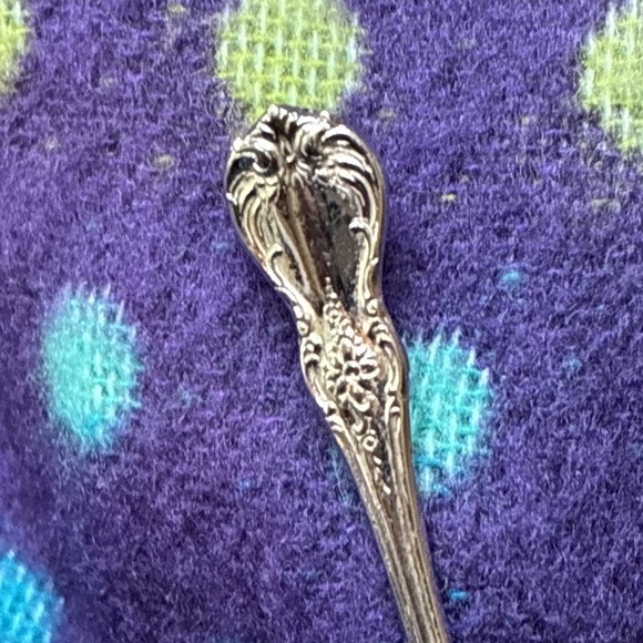 SPOON BROOCH VINTAGE SALT SPOON Silver Plated Victorian Replica Pin - Picture 3 of 10